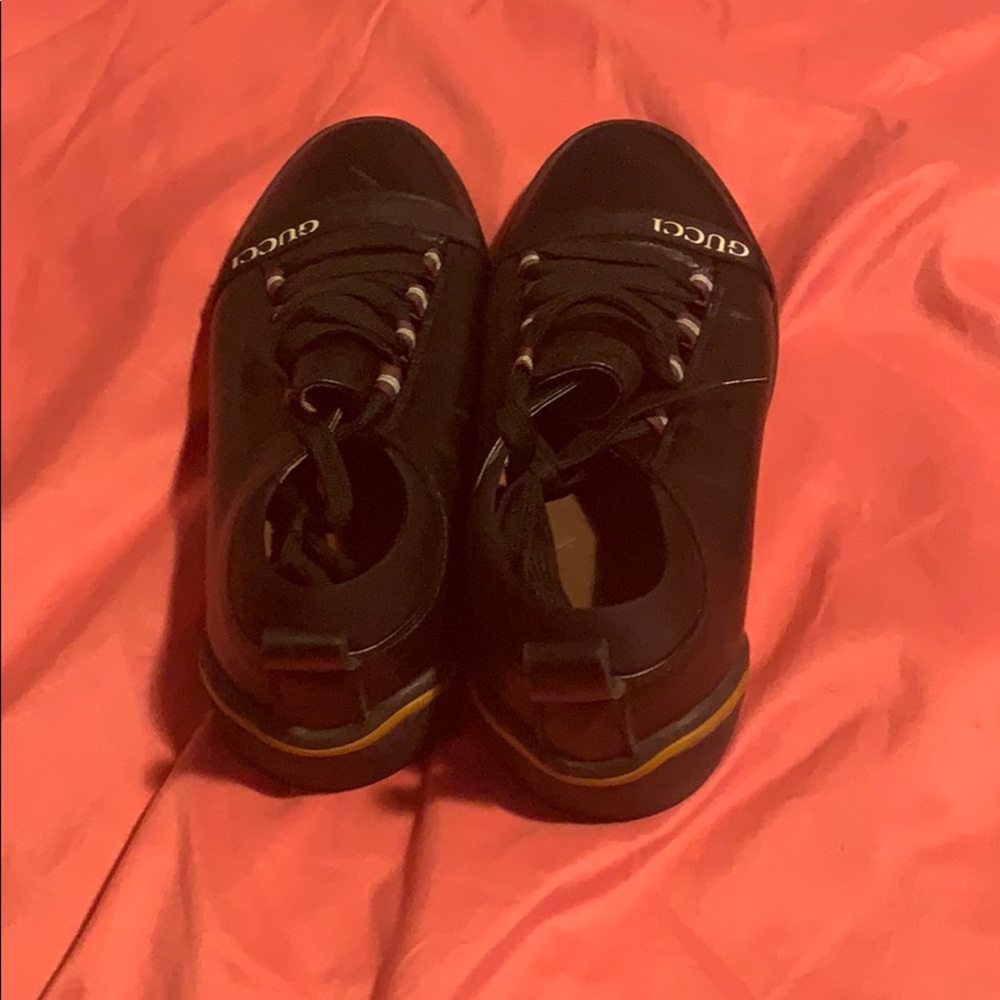 Sneakers - Picture 2 of 4